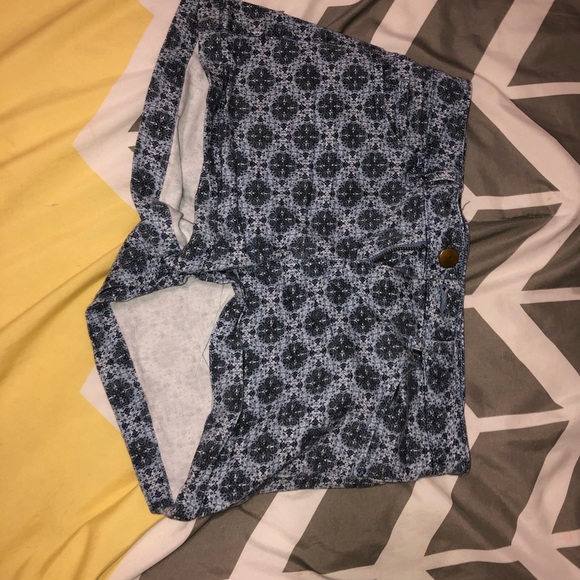 H&M shorts - Picture 1 of 1